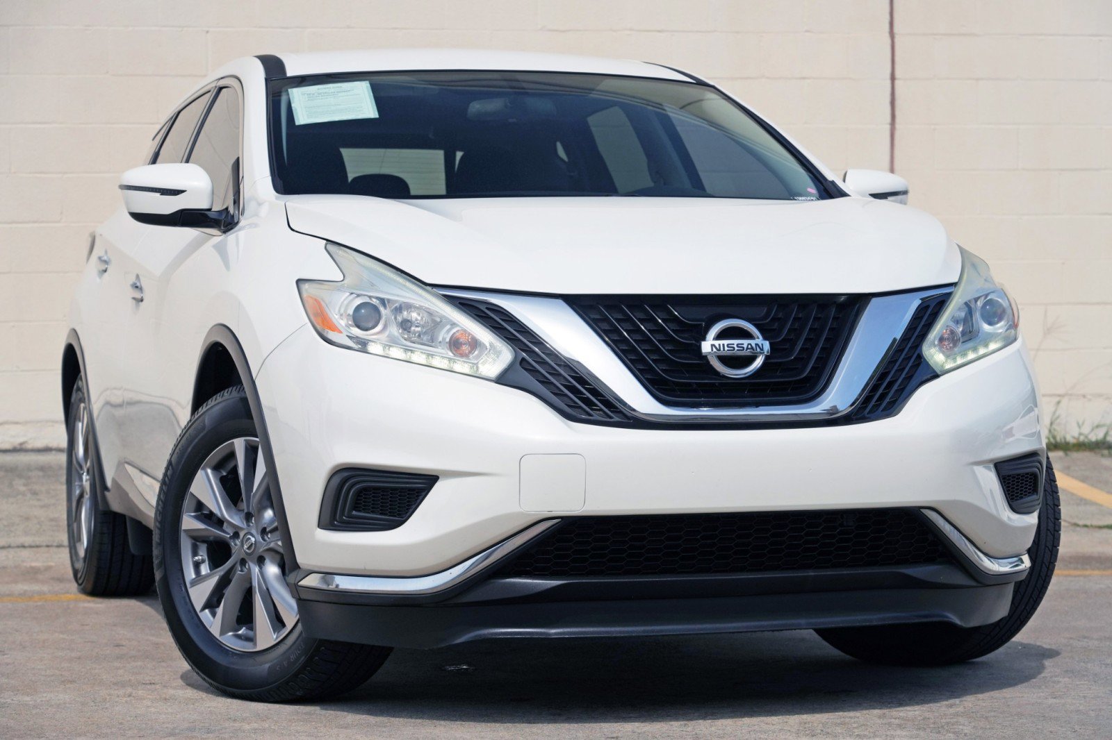 Used 2016 Nissan Murano S FWD image 2