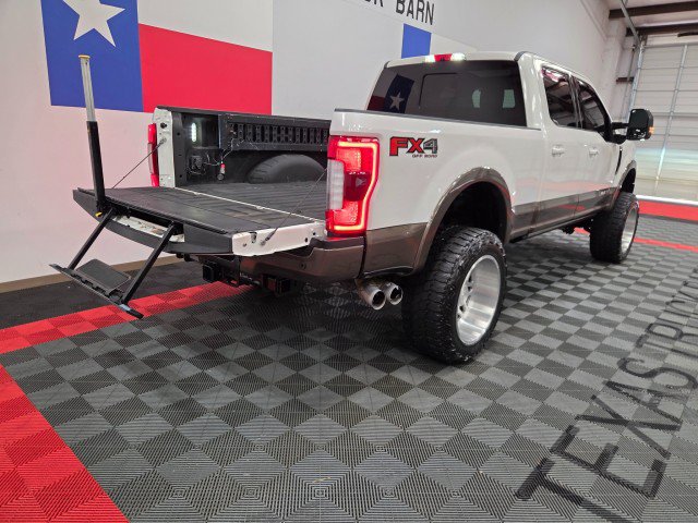 Used 2017 Ford F250 King Ranch w/ King Ranch Ultimate Package AWD/4WD image 28
