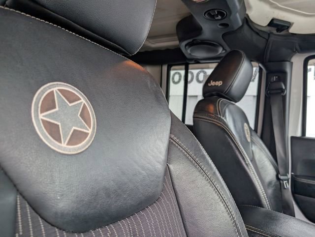 Used 2013 Jeep Wrangler Unlimited Sport image 29