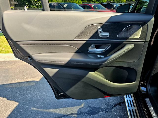 New 2026 Mercedes-Benz GLS 450 4MATIC image 28