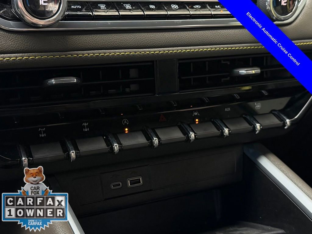 Used 2024 Chevrolet Colorado ZR2 w/ Technology Package image 18