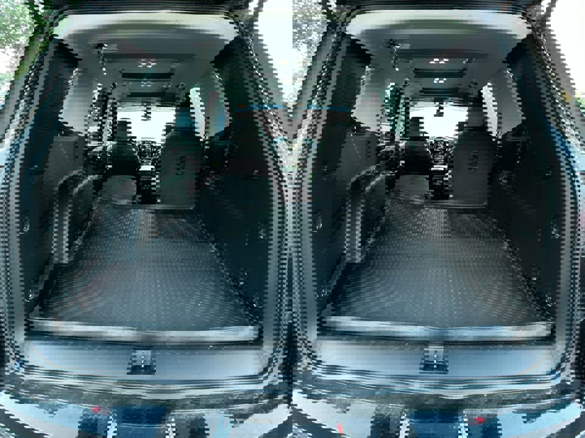 Used 2019 Chevrolet Traverse Premier w/ Redline Edition image 34