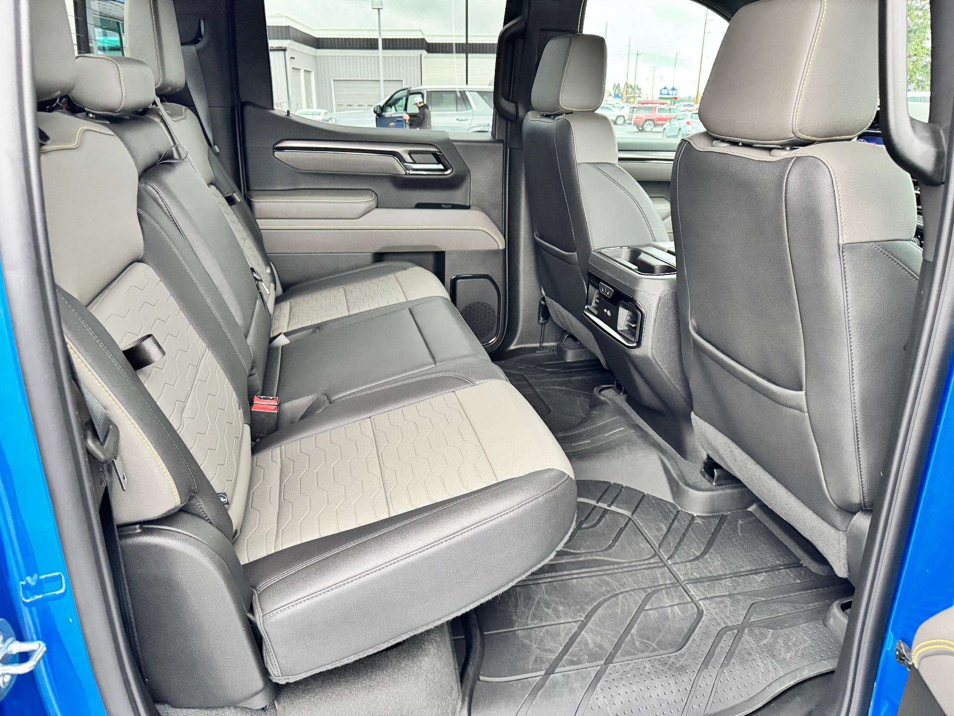 Used 2022 Chevrolet Silverado 1500 ZR2 w/ Technology Package image 20