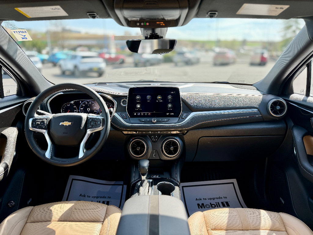 Used 2025 Chevrolet Blazer Premier w/ Driver Confidence II Package AWD/4WD image 5