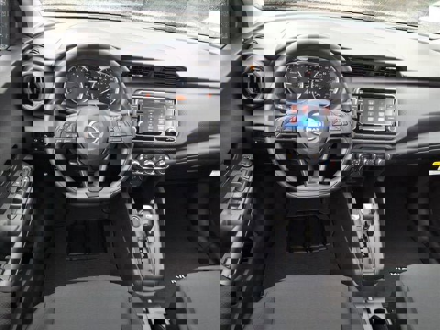 New 2025 Nissan Kicks Play S image 5