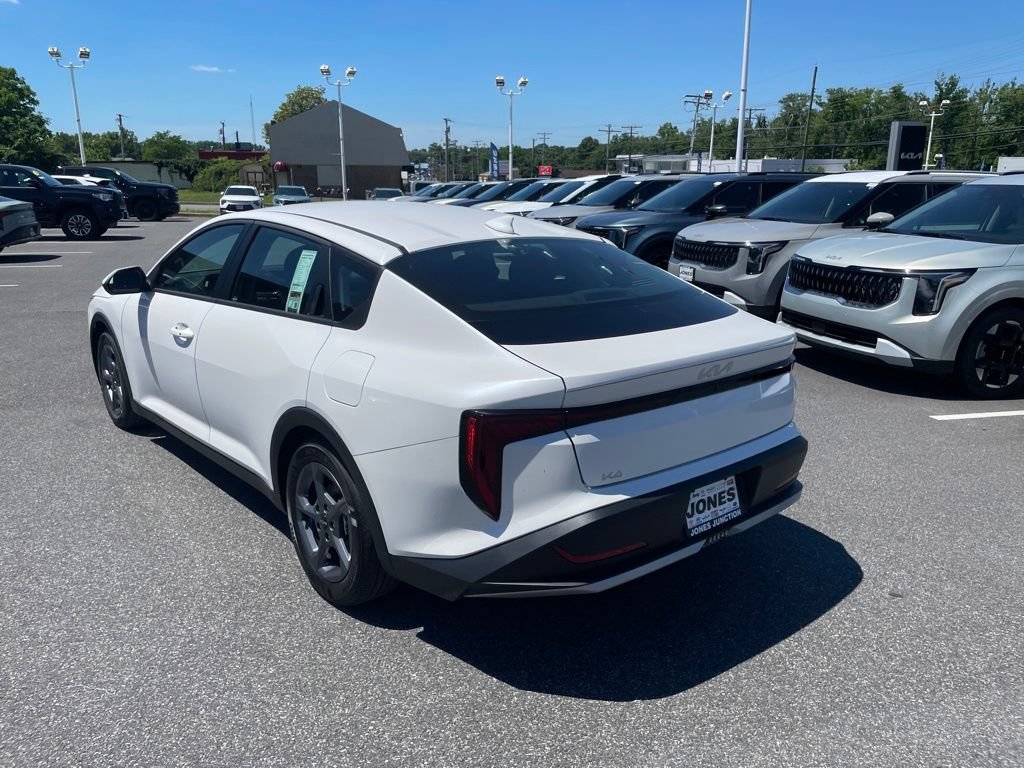 New 2026 Kia K4 FWD image 5
