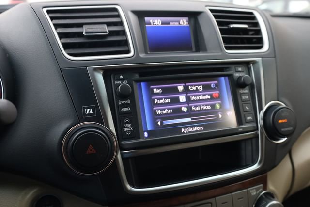 Used 2013 Toyota Highlander Limited image 17