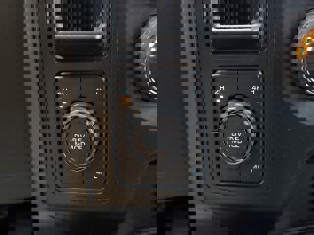 Used 2021 Ford F150 XLT image 32