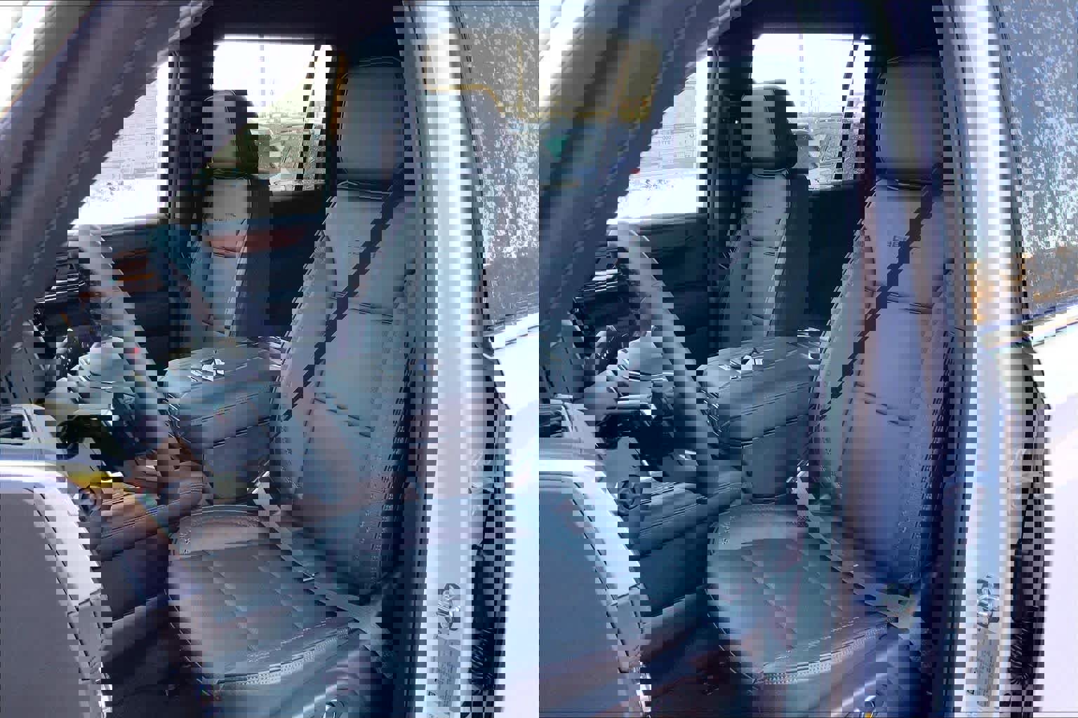 New 2026 GMC Yukon XL Denali image 9