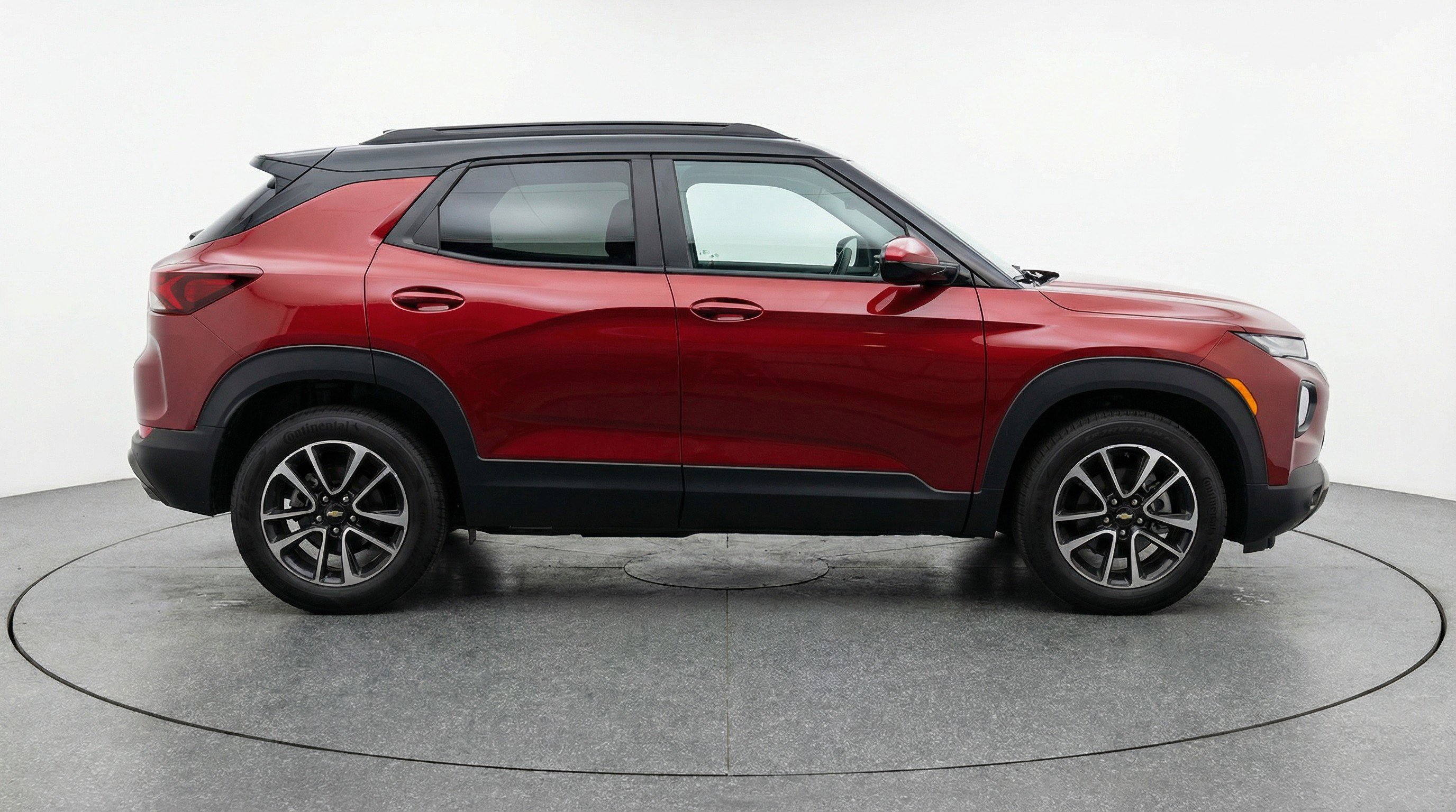 Used 2025 Chevrolet TrailBlazer LT image 11
