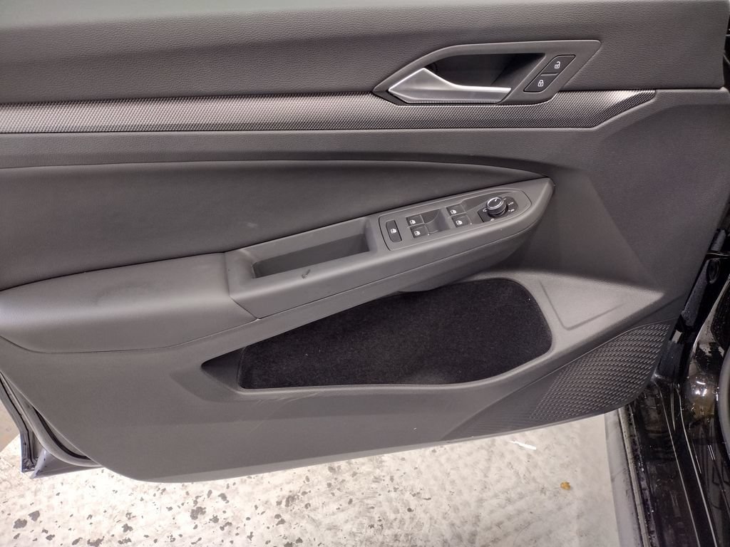 New 2026 Volkswagen GTI SE FWD image 19