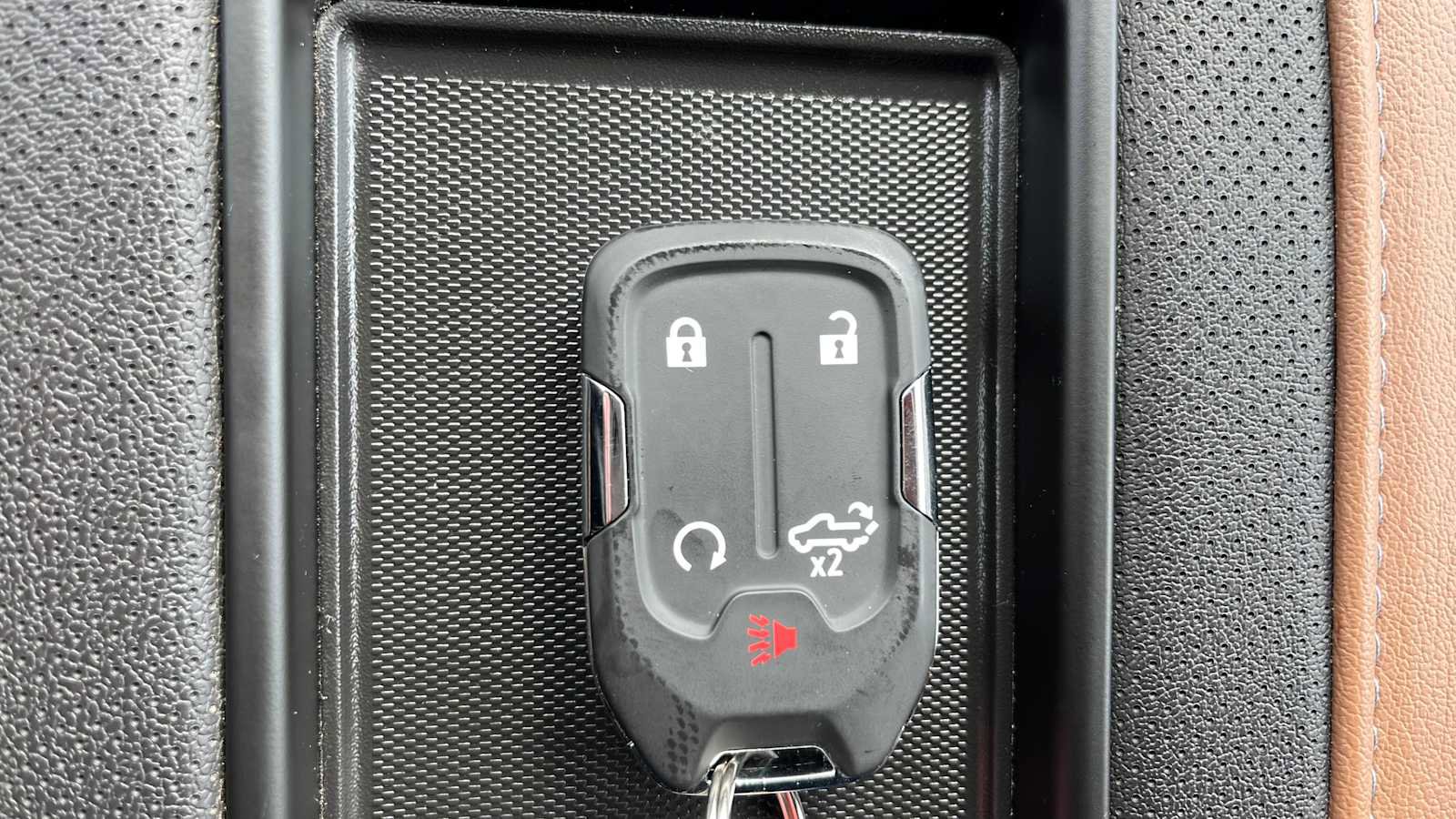 Used 2022 Chevrolet Silverado 1500 High Country image 31