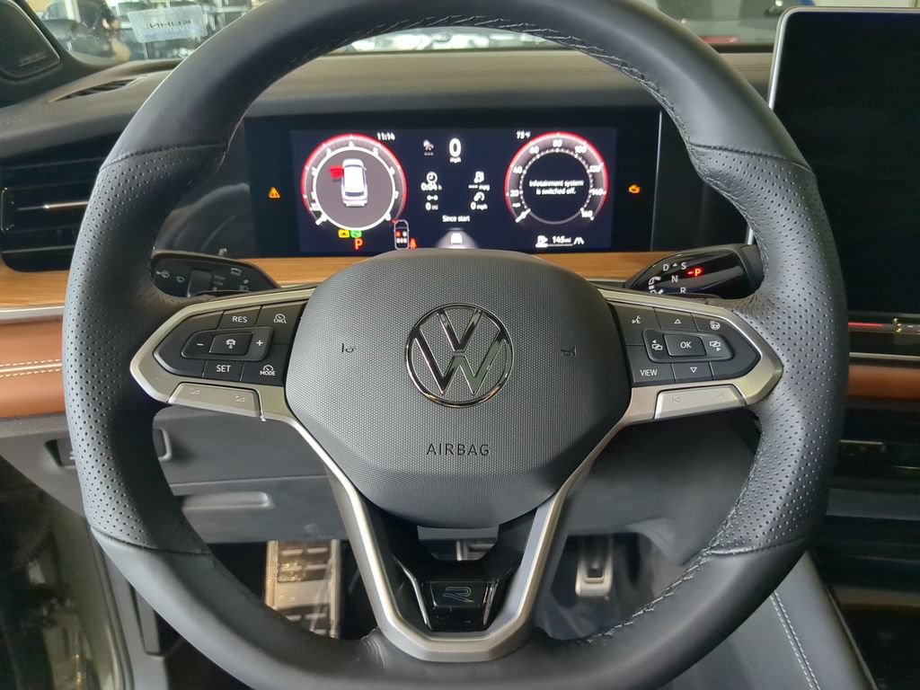 New 2026 Volkswagen Tiguan SEL R-Line AWD/4WD image 28