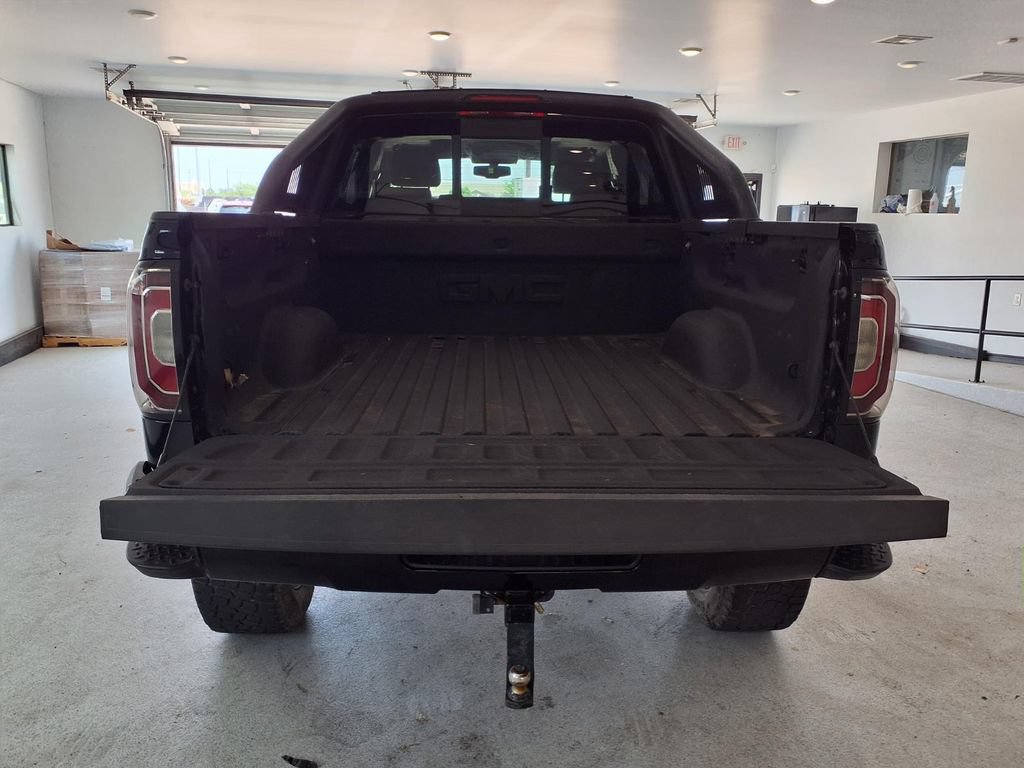 Used 2017 GMC Sierra 1500 SLT w/ All Terrain X Package AWD/4WD image 20