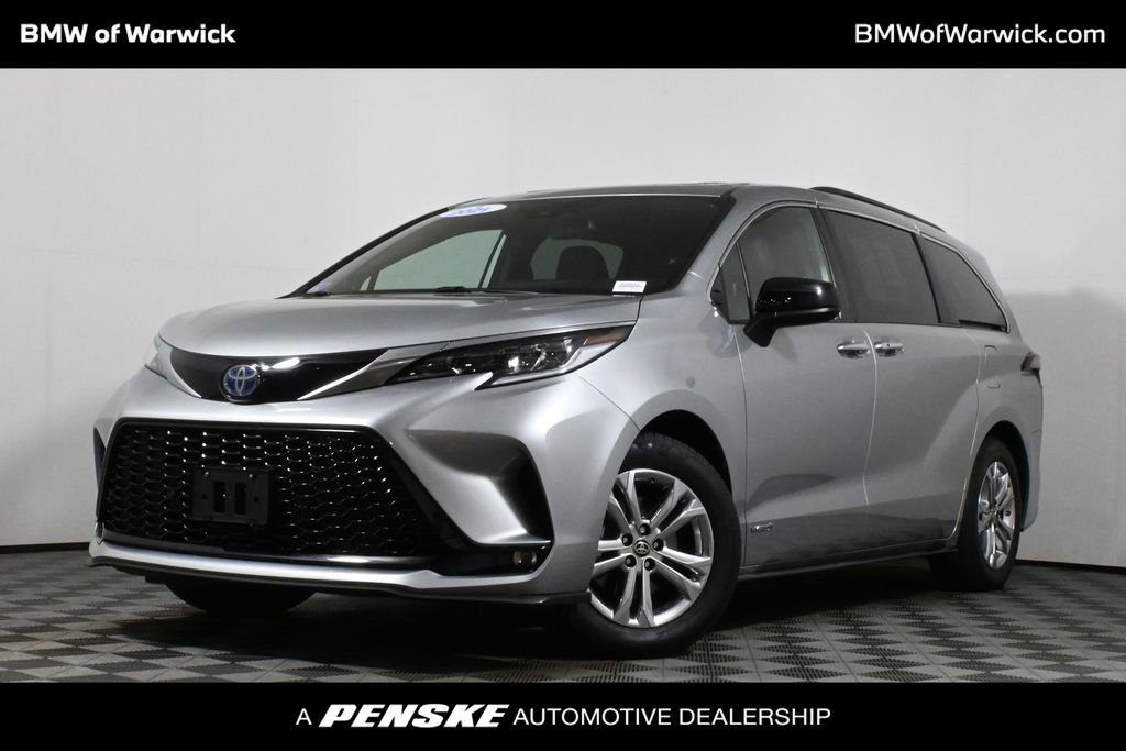 Used 2021 Toyota Sienna XSE w/ XSE Plus Package