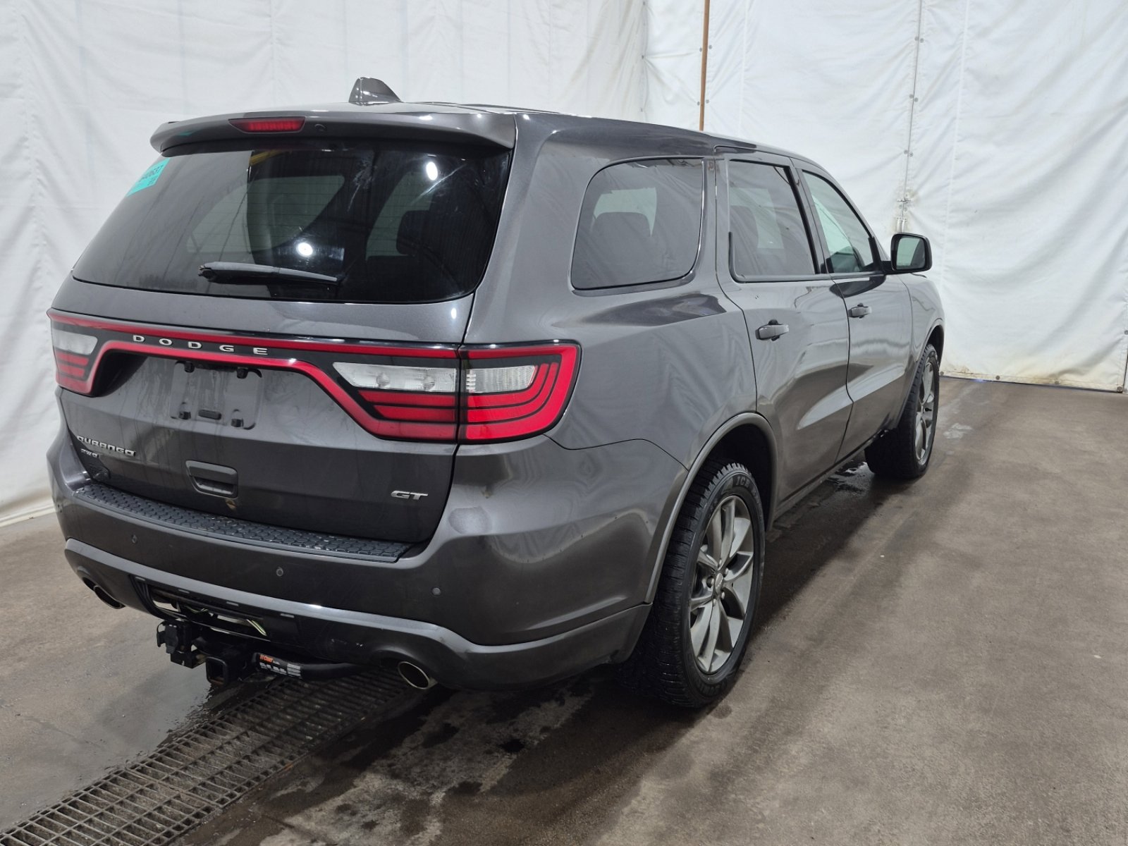Used 2017 Dodge Durango GT image 3