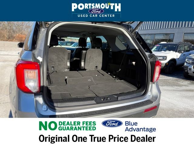 Used 2022 Ford Explorer XLT w/ Equipment Group 202A image 12