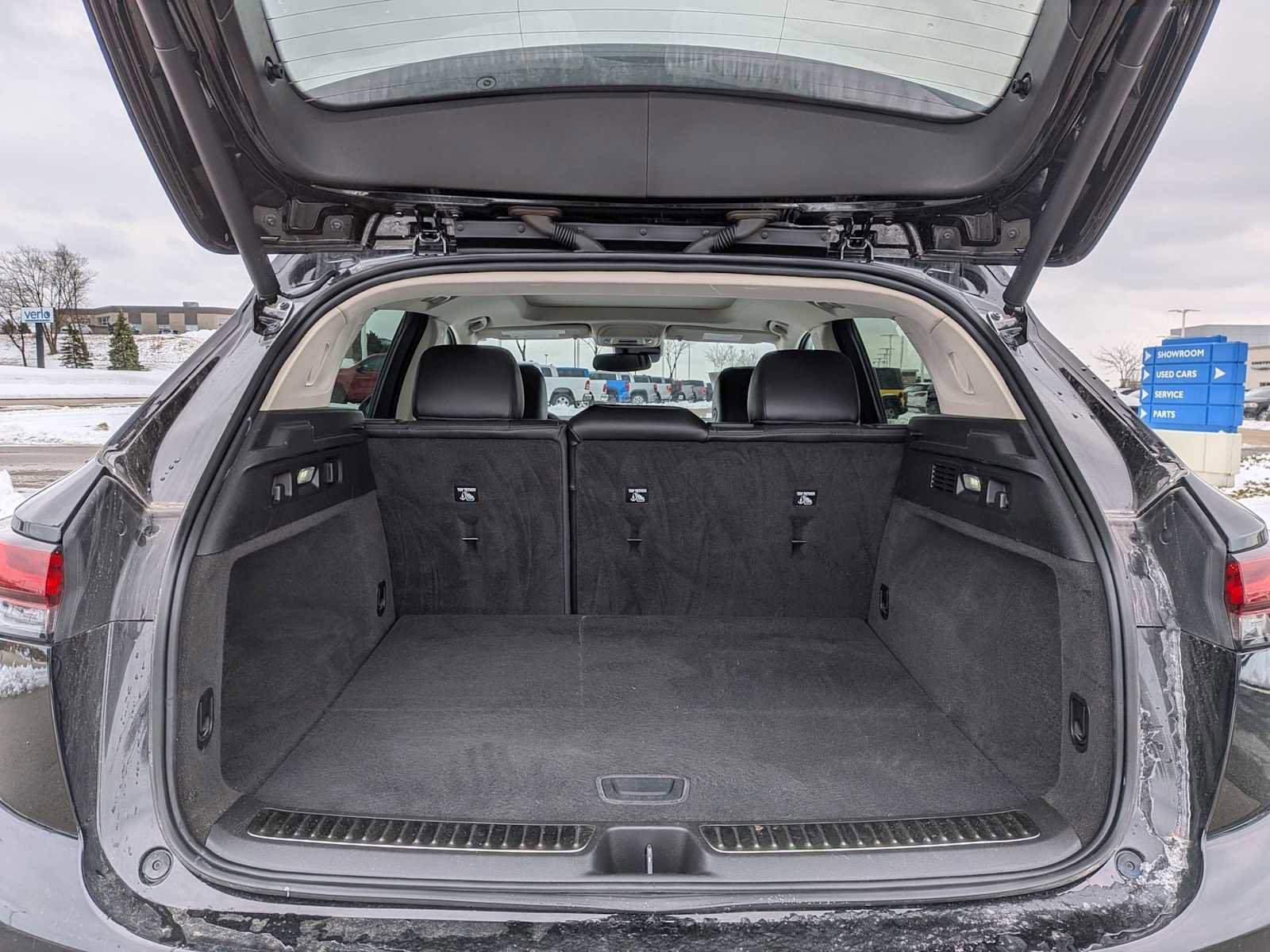 Used 2021 Buick Envision Essence w/ Technology Package I image 34