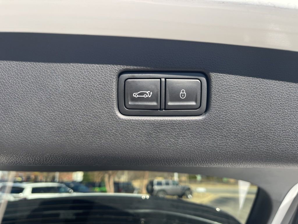 Used 2025 Genesis GV70 2.5T image 14