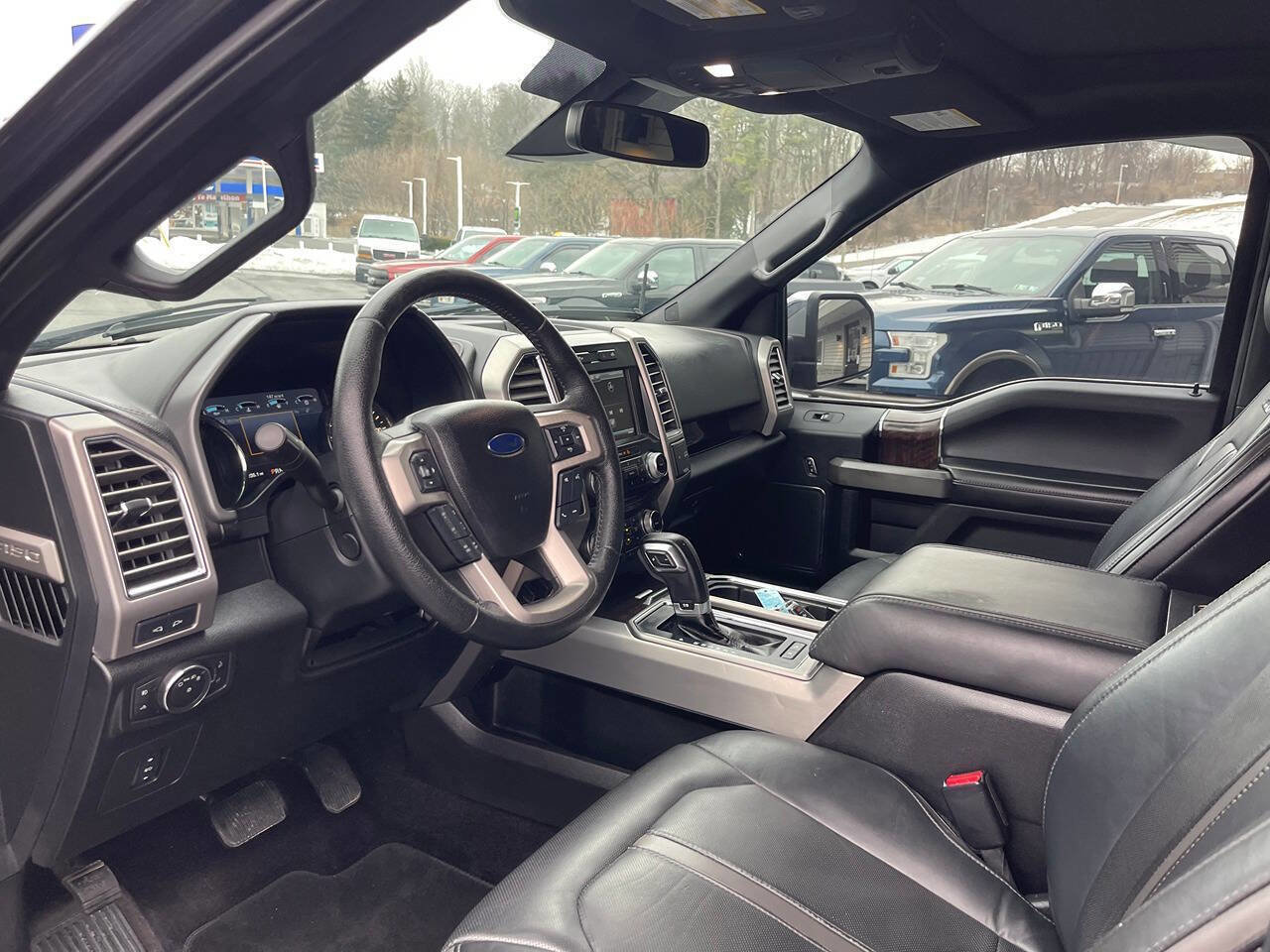 Used 2015 Ford F150 Platinum w/ Equipment Group 701A Luxury image 18