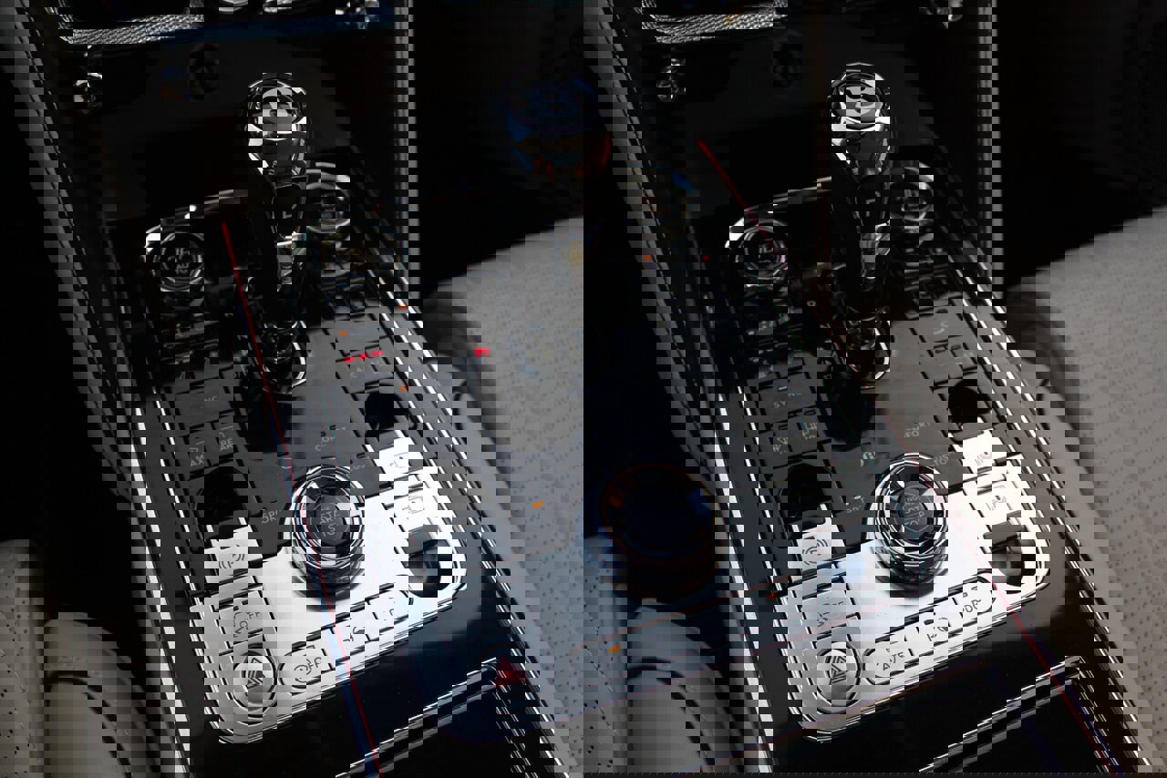 Used 2021 Bentley Flying Spur W12 image 9