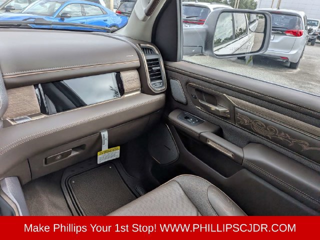 Used 2026 RAM 1500 Limited AWD/4WD image 16