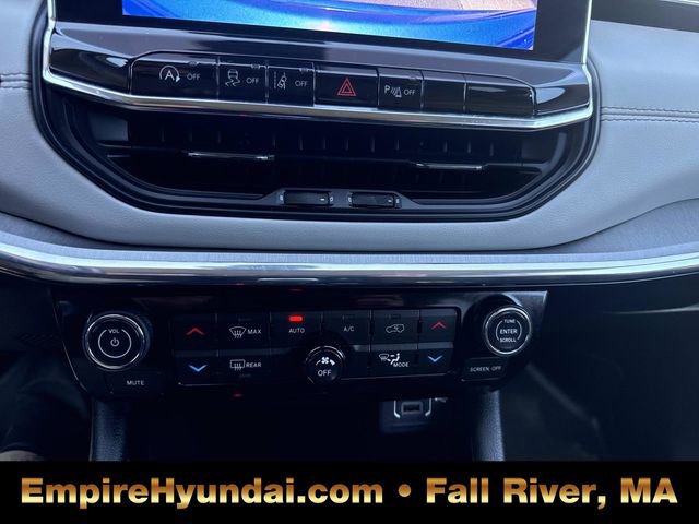 Used 2022 Jeep Compass Limited image 26