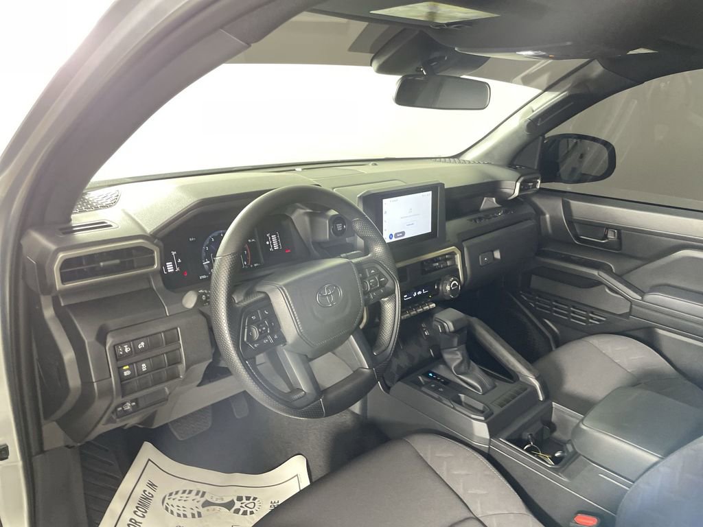 Used 2025 Toyota Tacoma SR image 10