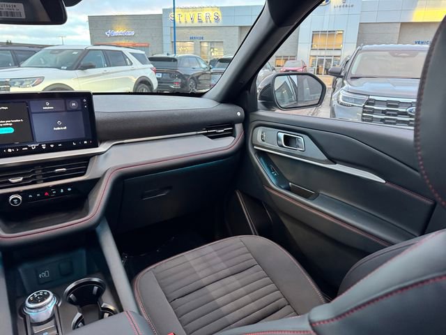 New 2026 Ford Explorer ST-Line w/ ST-Line Street Pack image 18