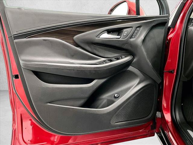 Used 2019 Buick Envision Essence FWD image 18
