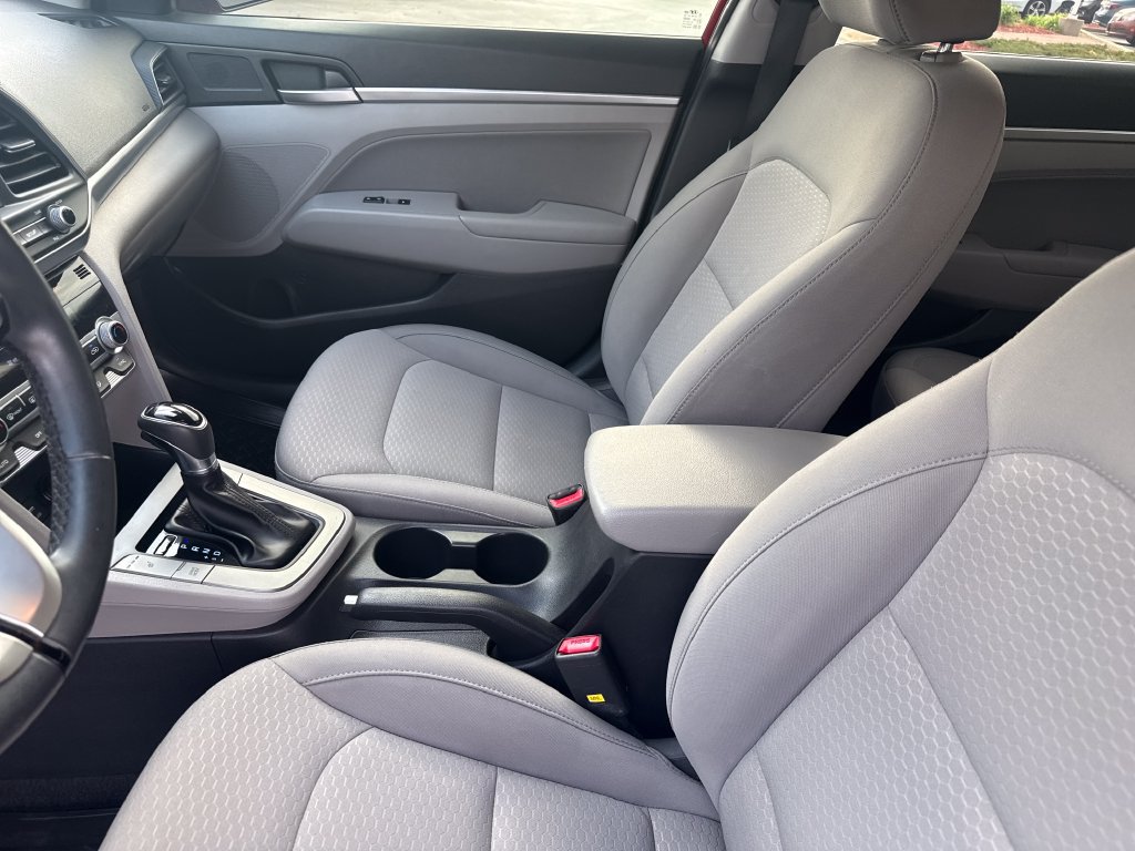 Used 2020 Hyundai Elantra Value Edition w/ Cargo Package (C1) FWD image 12