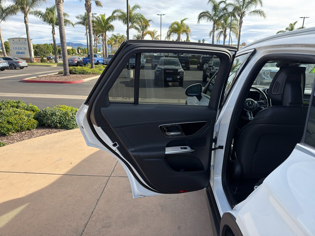 Used 2024 Mercedes-Benz GLC 300 300 Sport Utility image 8