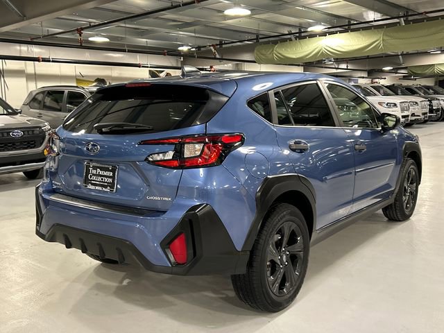 Used 2024 Subaru Crosstrek 2.0i AWD/4WD image 2