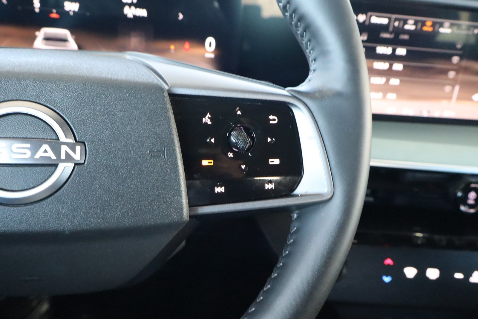 Used 2025 Nissan Murano SL w/ Cargo Package AWD/4WD image 25