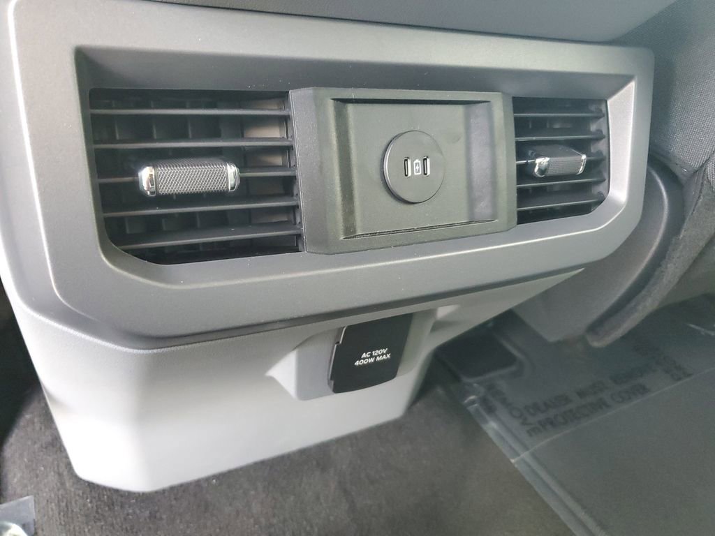 New 2026 Ford F350 4x4 Crew Cab Super Duty image 11