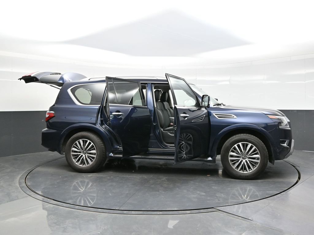 Used 2024 Nissan Armada SL w/ Captain's Chairs Package image 51