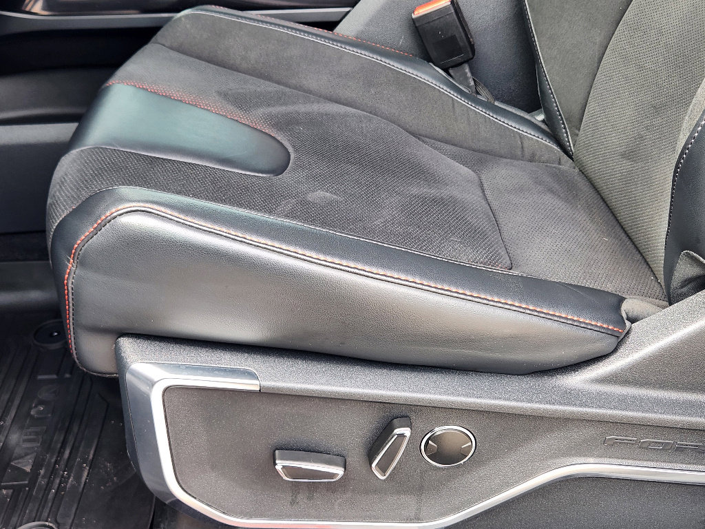 Used 2025 Ford F150 Raptor w/ Equipment Group 803A Raptor R image 24