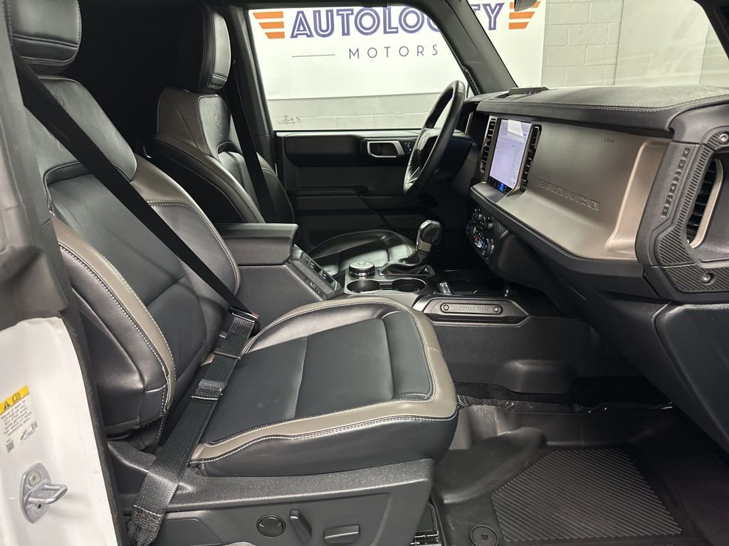 Used 2025 Ford Bronco Outer Banks AWD/4WD image 20