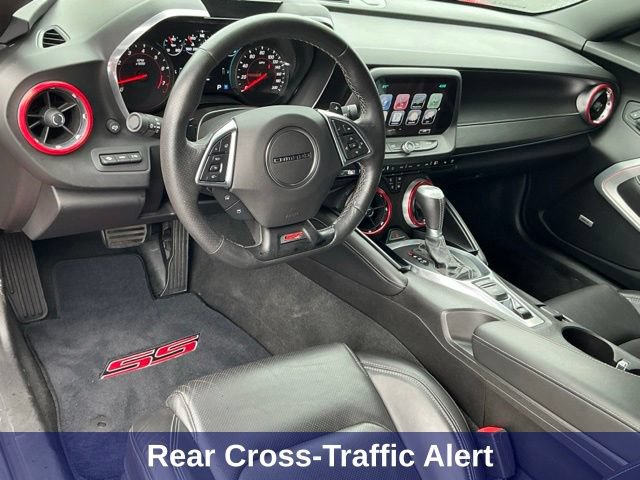Used 2016 Chevrolet Camaro SS RWD image 18
