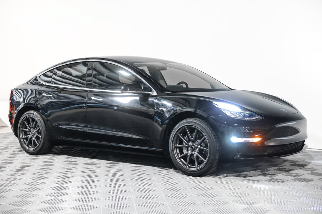 Used 2019 Tesla Model 3 Standard Range Plus RWD image 4