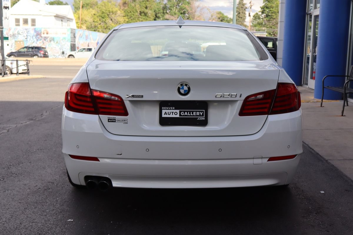 Used 2013 BMW 528i xDrive Sedan AWD/4WD image 4