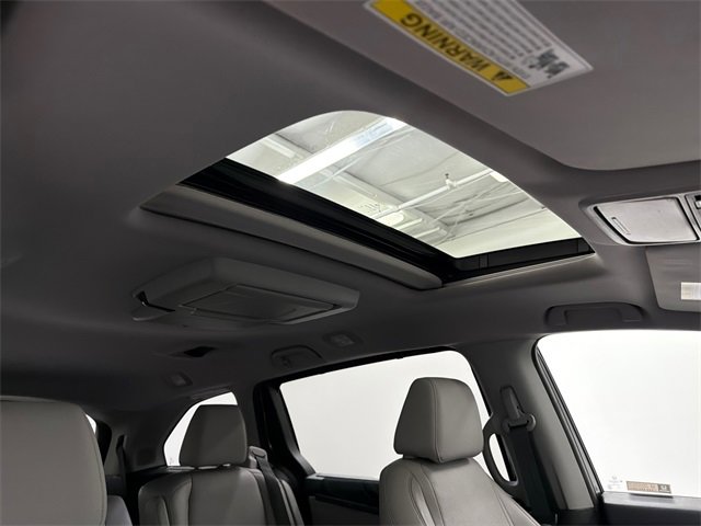 Used 2018 Honda Odyssey Elite image 13