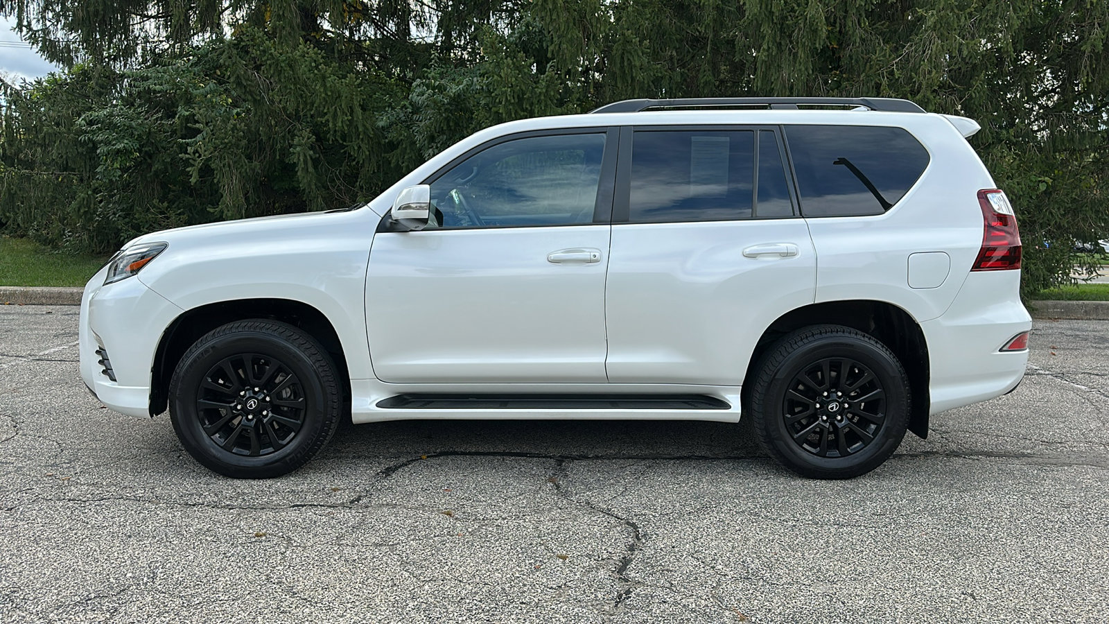 Used 2022 Lexus GX 460 image 28