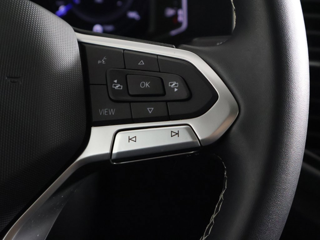 Used 2023 Volkswagen Atlas SE image 39