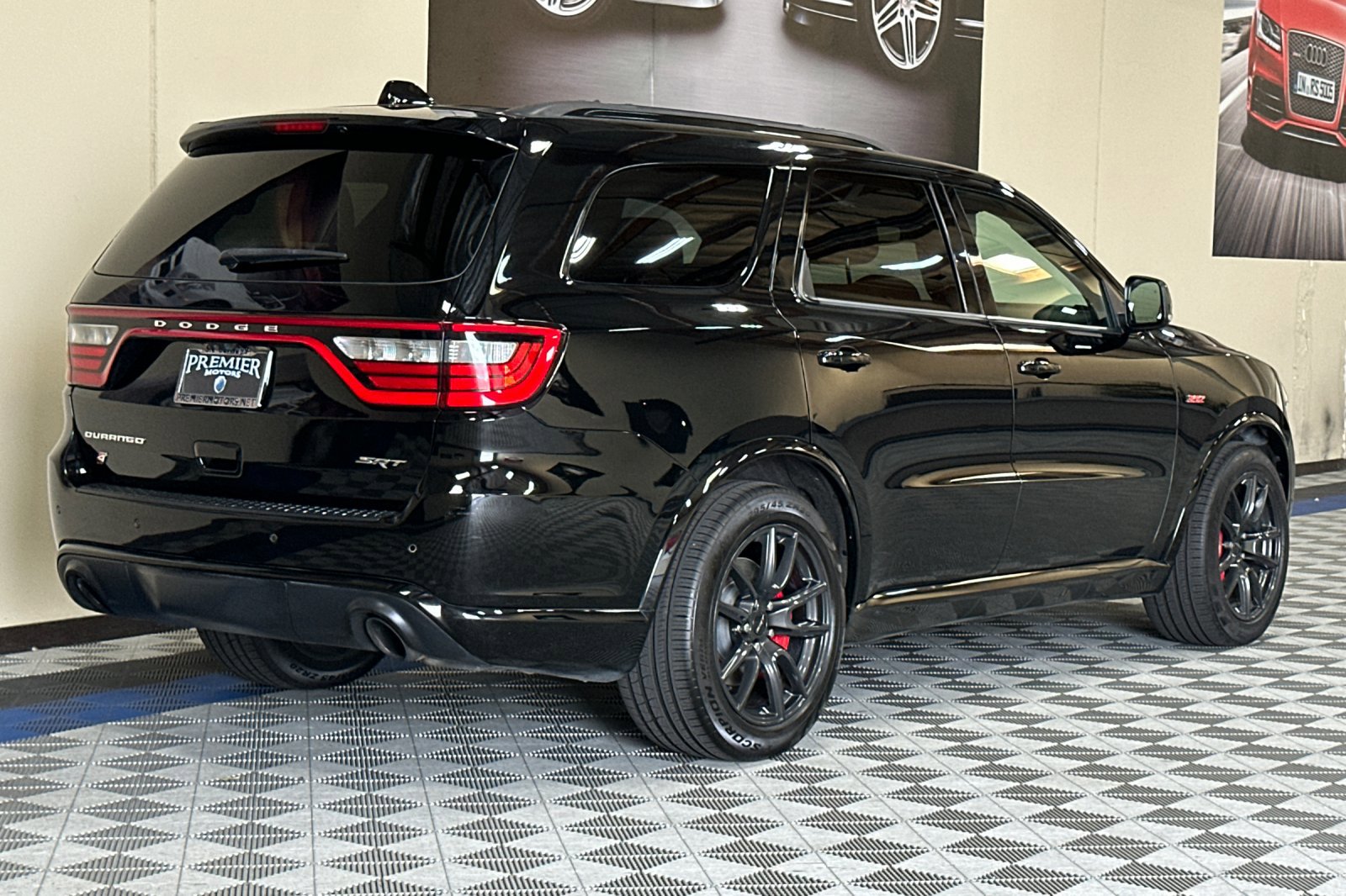 Used 2018 Dodge Durango SRT w/ SRT Interior Appearance Group image 4