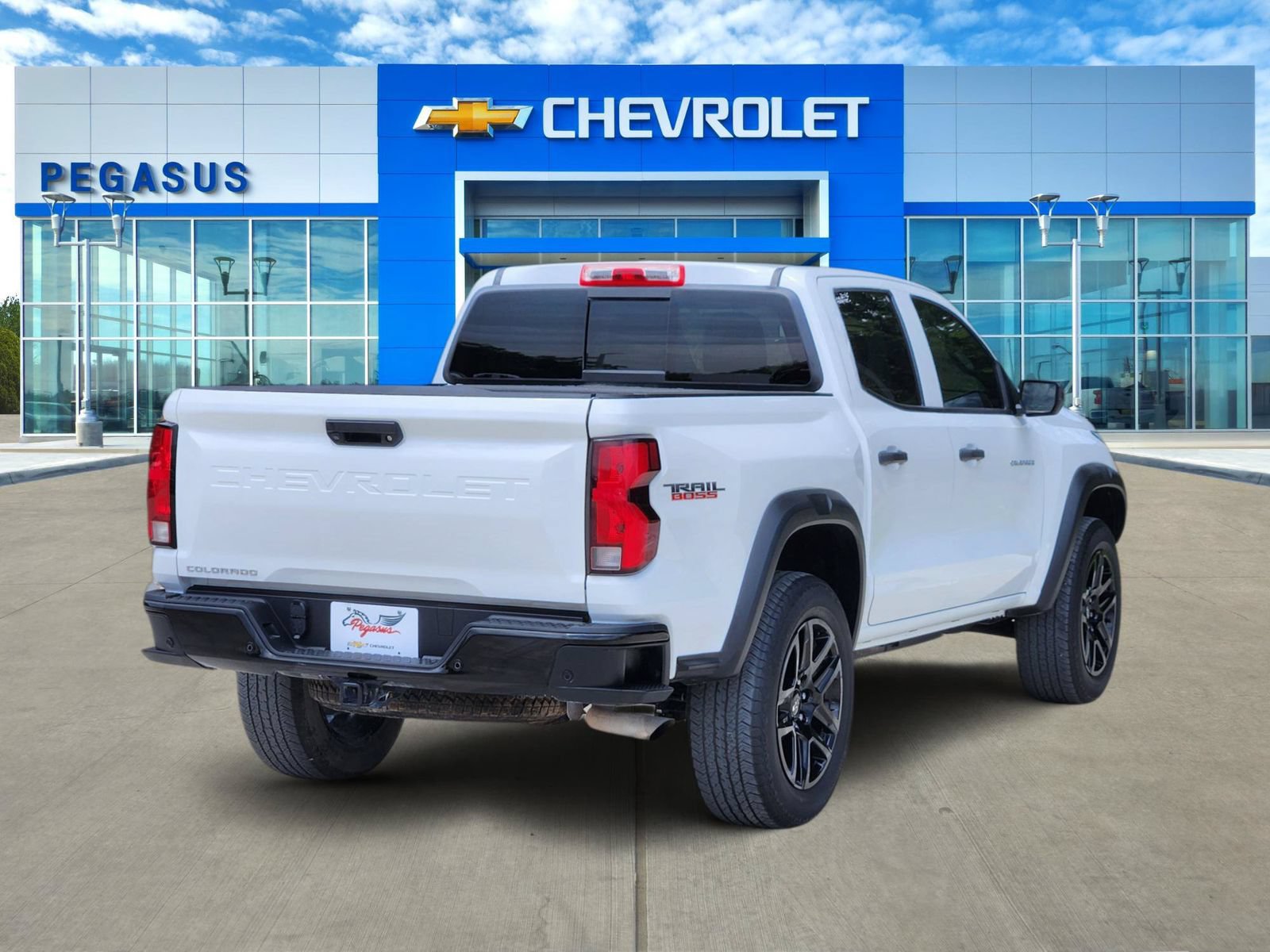 Certified 2025 Chevrolet Colorado Trail Boss AWD/4WD image 5