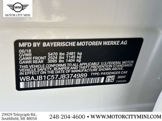 Used 2018 BMW 530e xDrive w/ Premium Package 2 AWD/4WD image 21