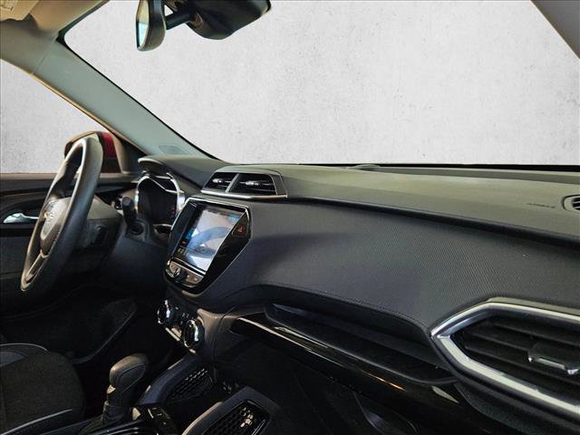 Used 2022 Chevrolet TrailBlazer LT w/ Convenience Package image 19