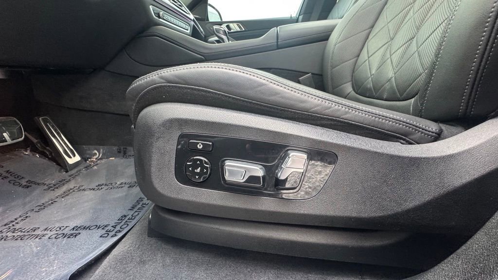 Used 2023 BMW X6 xDrive40i w/ M Sport Package image 21