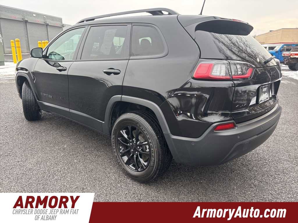 Used 2023 Jeep Cherokee Altitude Lux image 6